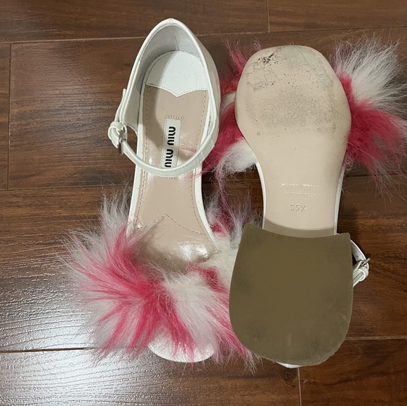 MiuMiu Patent Leather Sandals - Picture 3 of 4